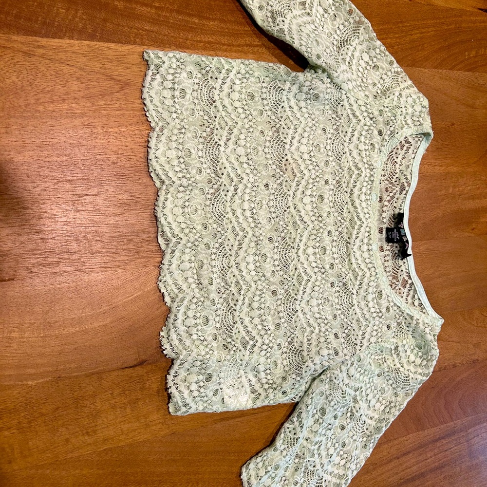 Light seafoam green crop top